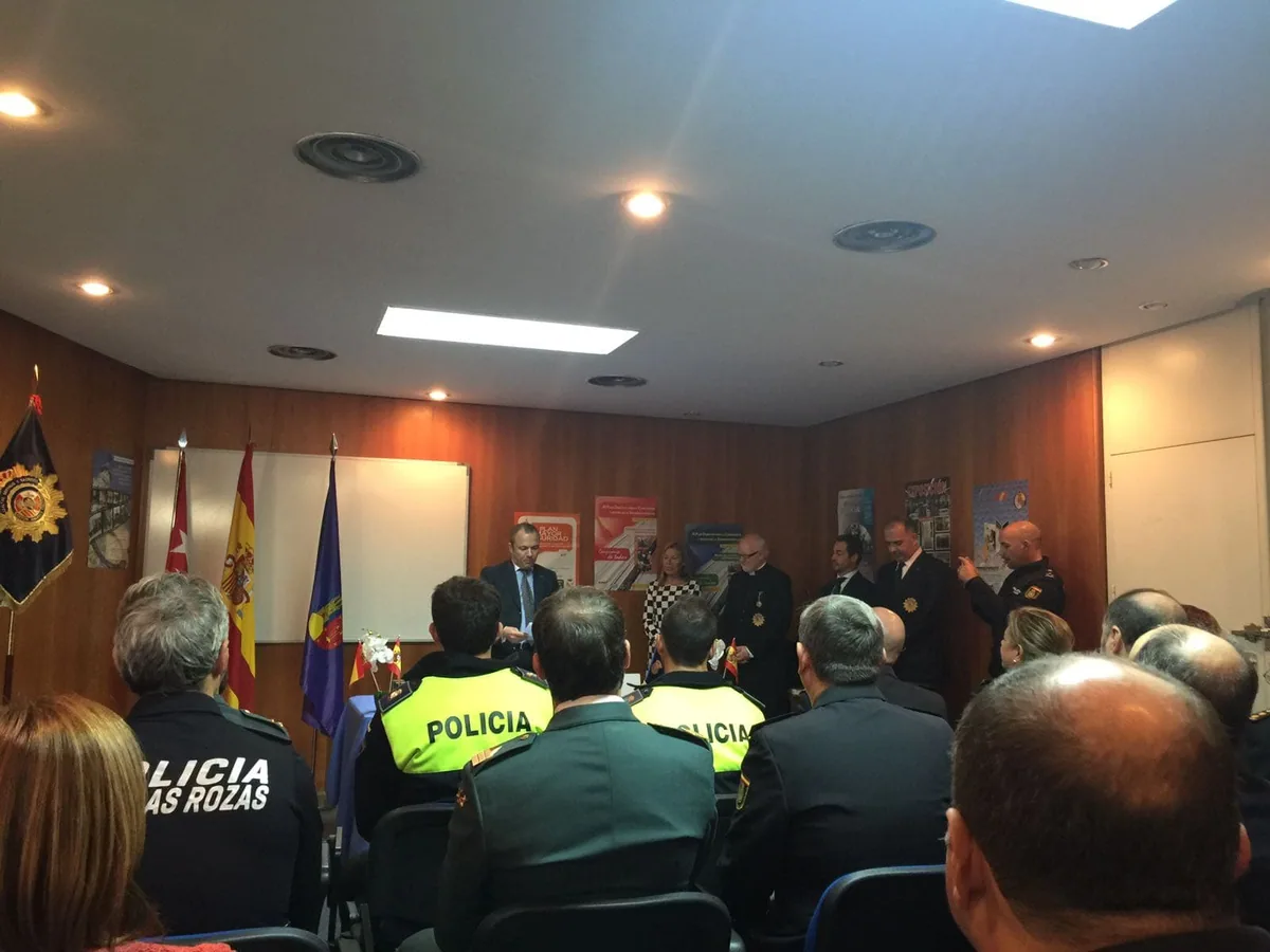 Acto Comisaria de Pozuelo de Alarcón, Madrid. Imagen 24 de 28