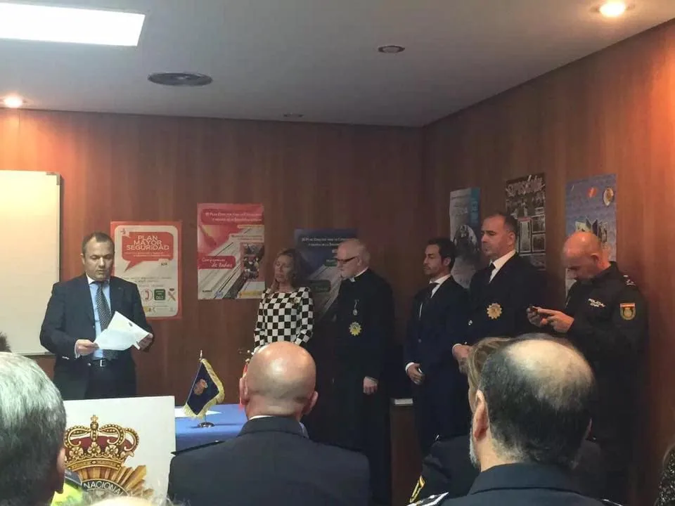 Acto Comisaria de Pozuelo de Alarcón, Madrid. Imagen 26 de 28