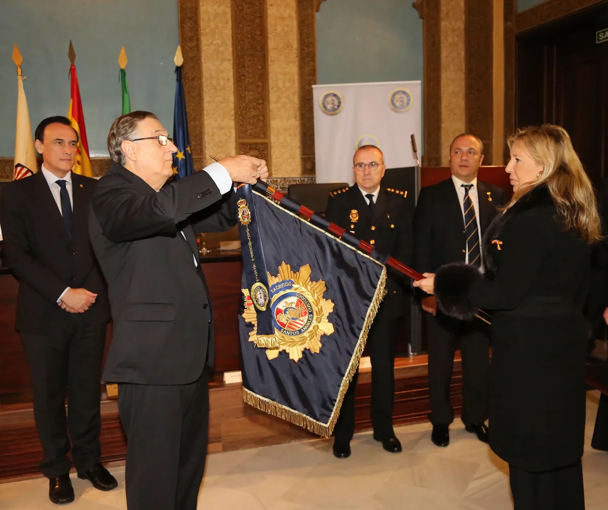 Acto Hermanamiento Asociación Arcángel Azul y Santos Ángeles Custodios. Córdoba. Imagen 16 de 18